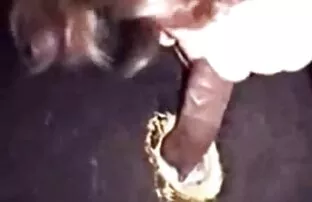 கருப்பு மீது