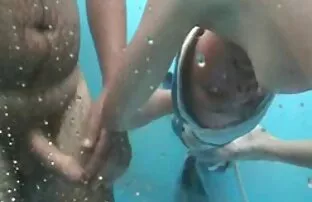 கடற்கரை அறை 1
