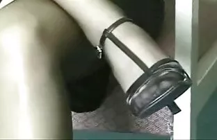 உள்ளாடைகள் இல்லை