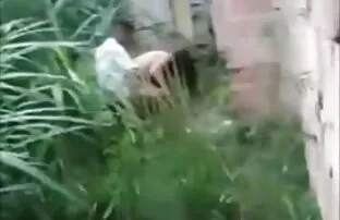 அண்டை வீட்டுக்காரர்கள்