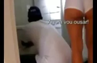 ஒளிரும்
