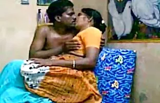 இந்திய கொச்சின் பாலினத்திலிருந்து முதிர்ச்சியடைந்தவர்