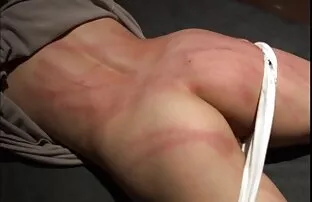 Bdsm பெரிய மார்பகங்கள் பொன்னிற அழகி காரணமிக்க லெஸ்பியன்