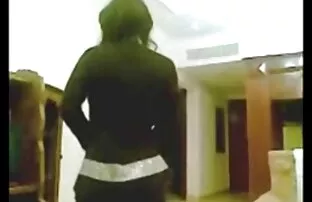 மிகவும் கவர்ச்சியான அரபு பாக்கிஸ்தான் நிர்வாண நடனக் கலைஞர்