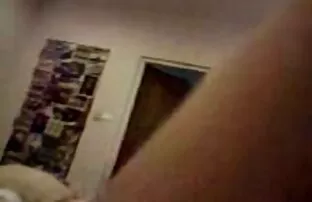 தாய் வளைந்த