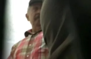 ஆசிய பெரிய மார்பகங்கள் அழகி முக ஹார்ட்கோர் அணில்