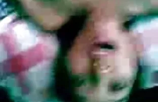 ஒரு பெண்ணை மலாய்