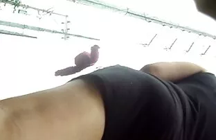 மில்ஃப் கருப்பு உடை மற்றும் கருப்பு தாங்