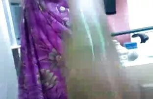 என் இந்திய வேலைக்காரி ஒளிரும்
