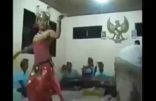பாலி பழைய சிற்றின்ப கவர்ச்சியான நடனம் 13