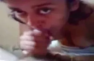 அரபு டீன் அவள் படகோட்டி வரை