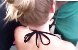 கடற்கரையில் சூடான மனைவி நாள்!